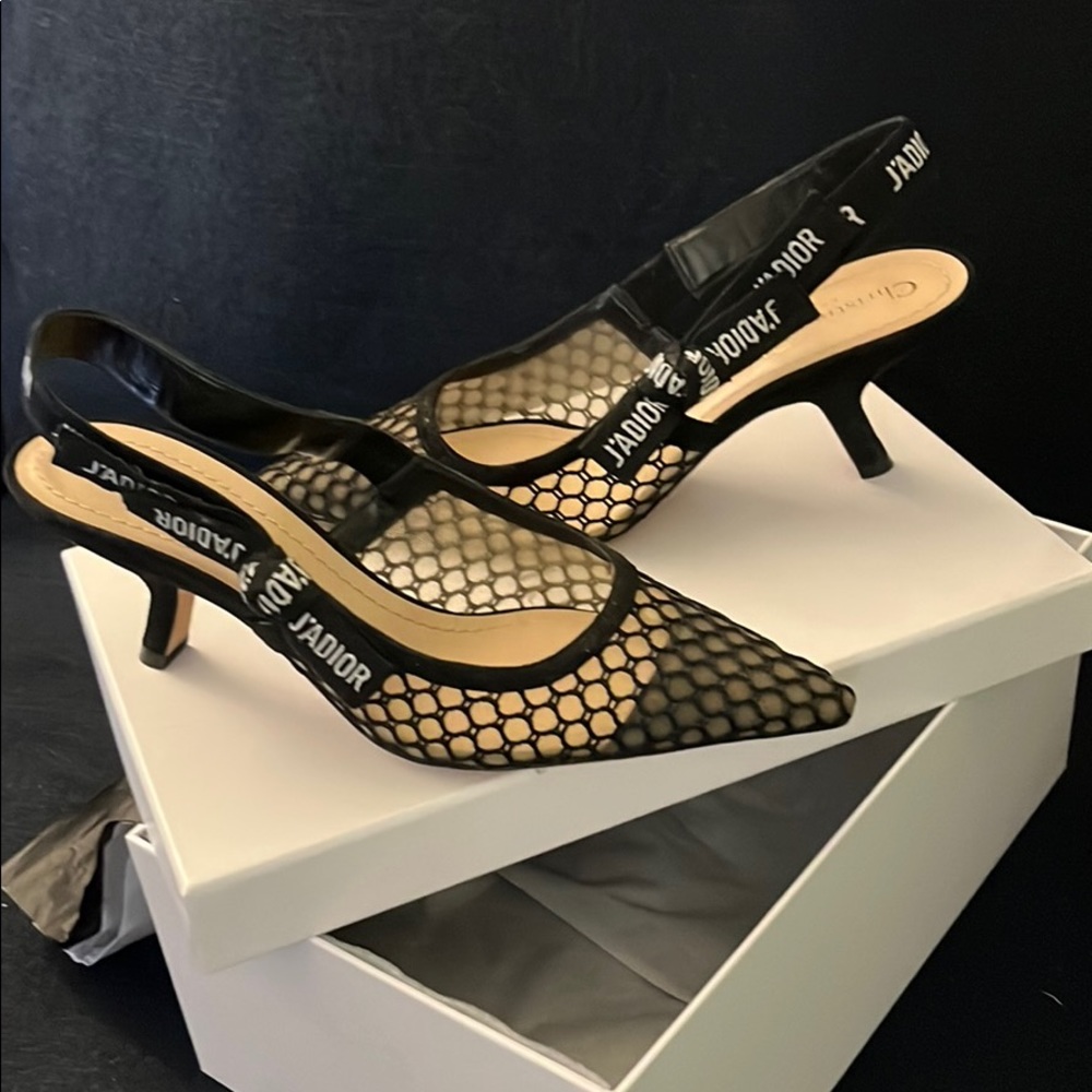 J’adior slingback pump